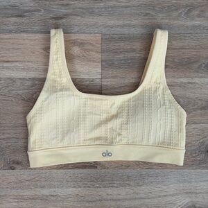 ALO Yoga Women's Yellow Sports Bra
